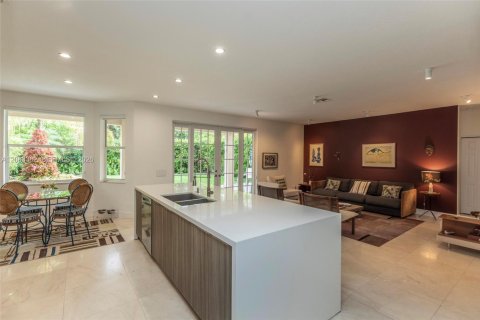 Villa ou maison à louer à Weston, Floride: 5 chambres, 235.6 m2 № 2346844 - photo 5