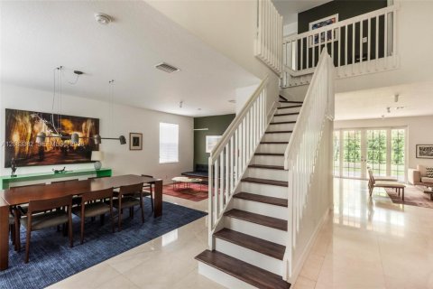 Villa ou maison à louer à Weston, Floride: 5 chambres, 235.6 m2 № 2346844 - photo 11