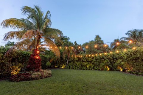 Villa ou maison à louer à Weston, Floride: 5 chambres, 235.6 m2 № 2346844 - photo 16