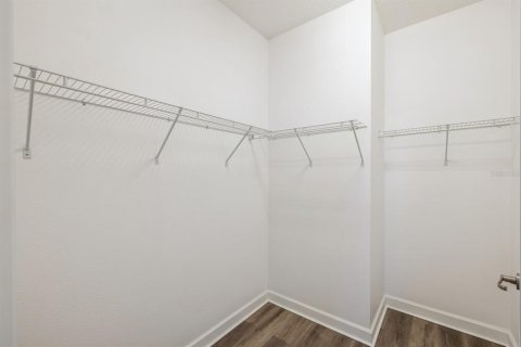 Casa en alquiler en Orlando, Florida, 4 dormitorios, 231.42 m2 № 1900168 - foto 13