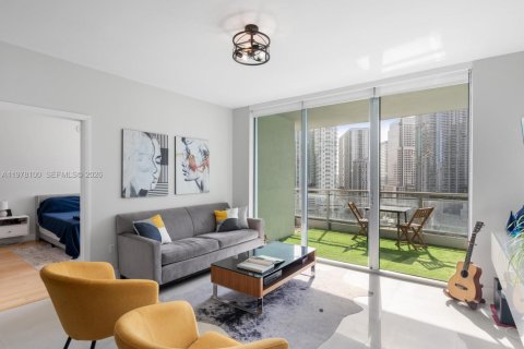 Condo in Miami, Florida, 2 bedrooms  № 2042141 - photo 4