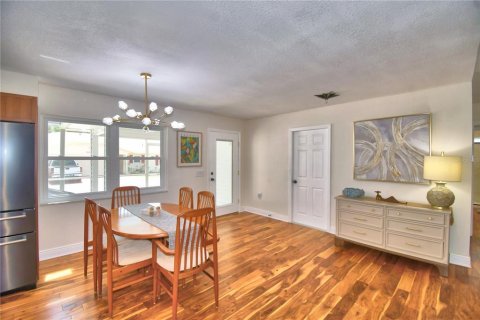 Villa ou maison à vendre à Lakeland, Floride: 2 chambres, 177.63 m2 № 2220096 - photo 17