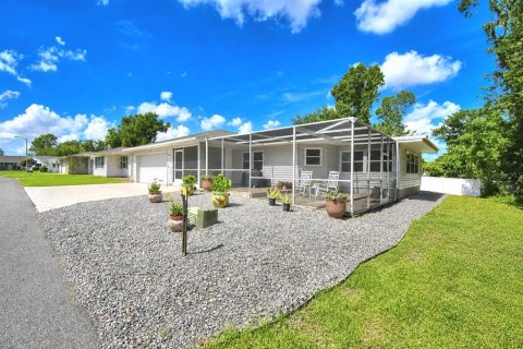 Villa ou maison à vendre à Lakeland, Floride: 2 chambres, 177.63 m2 № 2220096 - photo 3