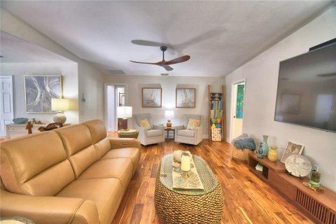 Villa ou maison à vendre à Lakeland, Floride: 2 chambres, 177.63 m2 № 2220096 - photo 26