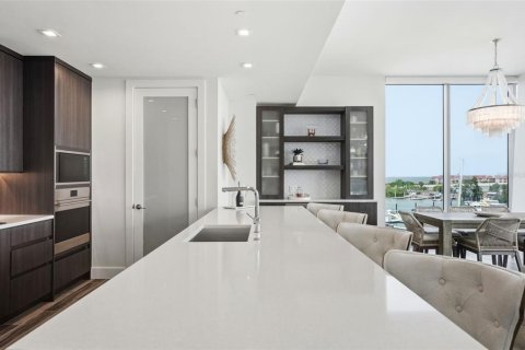 Condo in Tampa, Florida, 3 bedrooms № 2114938 - photo 25