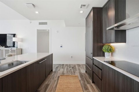 Condo in Tampa, Florida, 3 bedrooms № 2114938 - photo 26