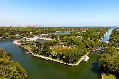 Купить виллу или дом в Корал-Гейблс, Флорида 5 спален, 715.16м2, № 2015892 - фото 27