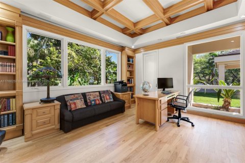 Купить виллу или дом в Корал-Гейблс, Флорида 5 спален, 715.16м2, № 2015892 - фото 21