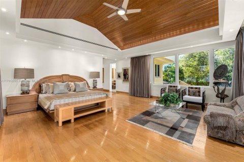 Купить виллу или дом в Корал-Гейблс, Флорида 5 спален, 715.16м2, № 2015892 - фото 9