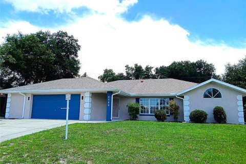 House in Deltona, Florida 3 bedrooms, 172.24 sq.m. № 1826351 - photo 1