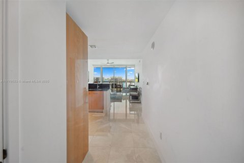 Copropriété à louer à Miami Beach, Floride: 1 chambre, 74.32 m2 № 1737621 - photo 9