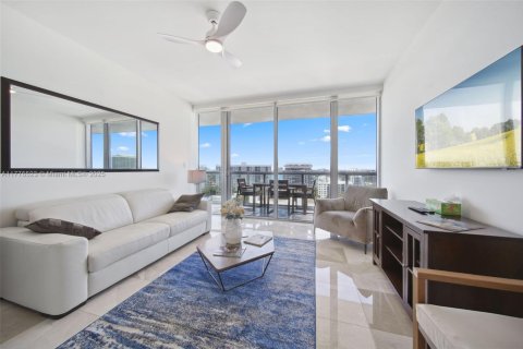 Copropriété à louer à Miami Beach, Floride: 1 chambre, 74.32 m2 № 1737621 - photo 1