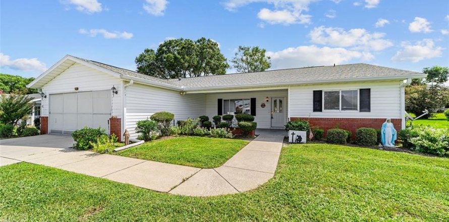 Casa en Summerfield, Florida 3 dormitorios, 161.46 m2 № 1903698