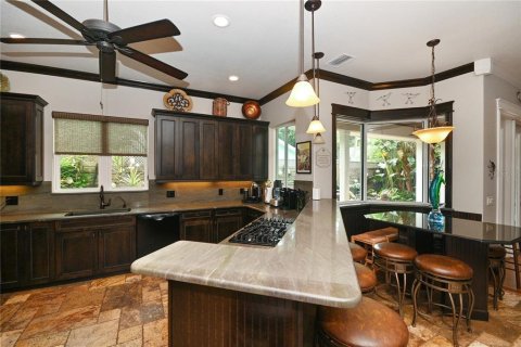 House in New Smyrna Beach, Florida 3 bedrooms, 272.39 sq.m. № 1559813 - photo 17