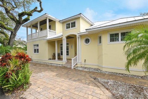 House in New Smyrna Beach, Florida 3 bedrooms, 272.39 sq.m. № 1559813 - photo 11