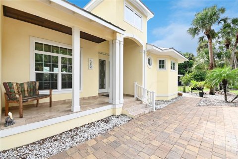 House in New Smyrna Beach, Florida 3 bedrooms, 272.39 sq.m. № 1559813 - photo 12