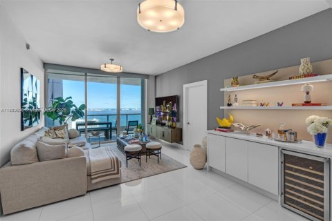 Condominio en venta en Miami, Florida, 2 dormitorios, 134.71 m2 № 1891362 - foto 4