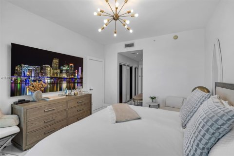 Condominio en venta en Miami, Florida, 2 dormitorios, 134.71 m2 № 1891362 - foto 16