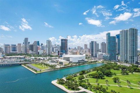 Condominio en venta en Miami, Florida, 2 dormitorios, 134.71 m2 № 1891362 - foto 26