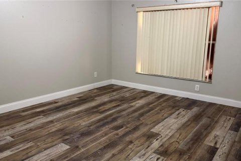Villa ou maison à louer à Bradenton, Floride: 4 chambres, 178 m2 № 2430309 - photo 14