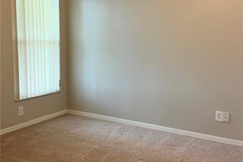 Villa ou maison à louer à Bradenton, Floride: 4 chambres, 178 m2 № 2430309 - photo 11