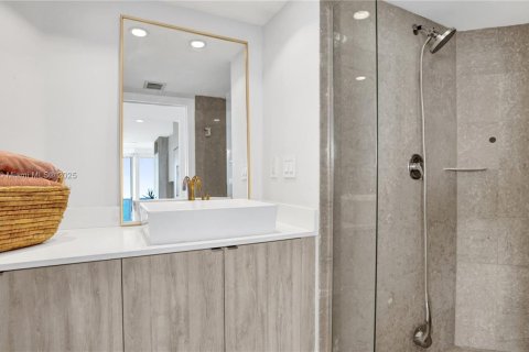 Купить кондоминиум в Майами-Бич, Флорида 2 спальни, 156.08м2, № 1952895 - фото 17