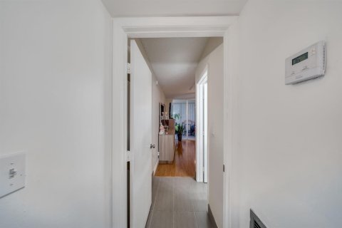 Купить кондоминиум в Маргит, Флорида 3 комнаты, 102.19м2, № 2146388 - фото 23