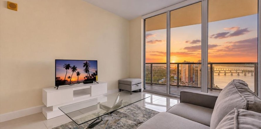 Condo à Fort Myers, Floride, 2 chambres  № 2341762