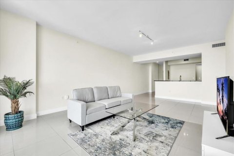 Copropriété à vendre à Fort Myers, Floride: 2 chambres, 109.62 m2 № 2341762 - photo 8