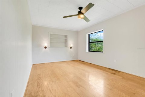 Casa en venta en Center Hill, Florida, 3 dormitorios, 198.35 m2 № 1722249 - foto 23