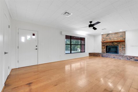 Casa en venta en Center Hill, Florida, 3 dormitorios, 198.35 m2 № 1722249 - foto 8