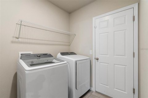 Casa en alquiler en Davenport, Florida, 3 dormitorios, 139.91 m2 № 1771517 - foto 16