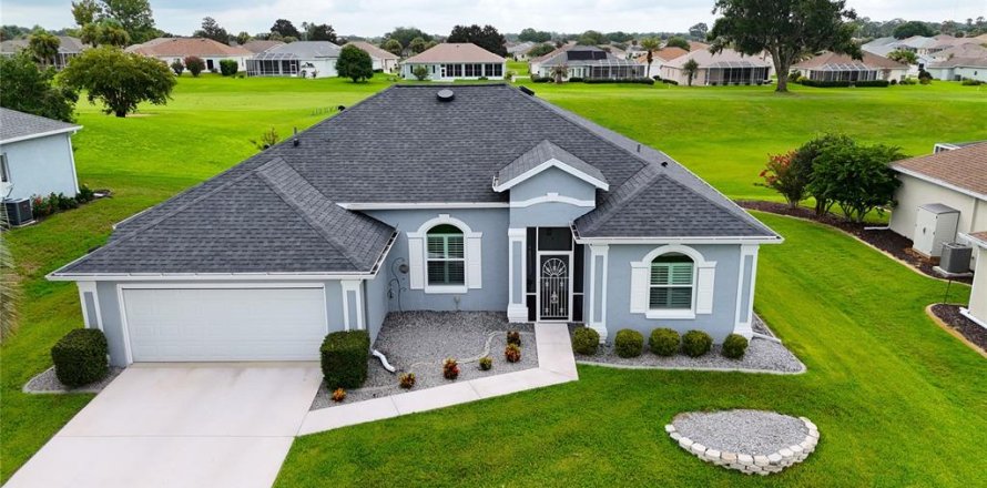 Villa ou maison à Ocala, Floride 3 chambres, 175.86 m2 № 2277369