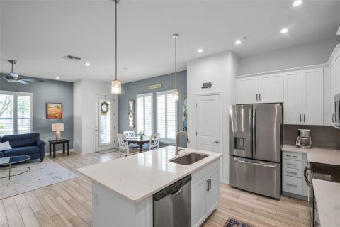 Adosado en venta en Lake Mary, Florida, 2 dormitorios, 152.55 m2 № 1618486 - foto 12