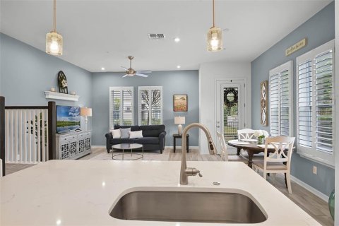 Adosado en venta en Lake Mary, Florida, 2 dormitorios, 152.55 m2 № 1618486 - foto 14