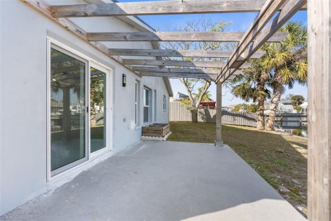 Casa en venta en Hudson, Florida, 2 dormitorios, 121.79 m2 № 1527246 - foto 4