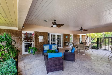 Copropriété à vendre à Pompano Beach, Floride: 3 chambres, 150.5 m2 № 2173545 - photo 30