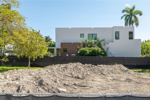 Terreno en venta en Miami Beach, Florida № 1698606 - foto 28