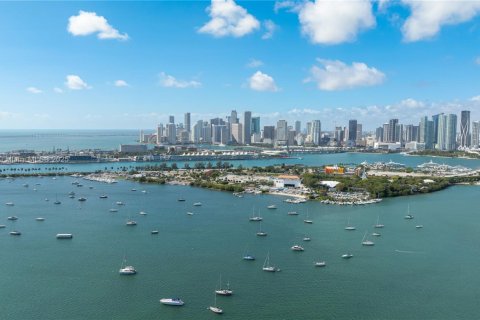 Terreno en venta en Miami Beach, Florida № 1698606 - foto 7
