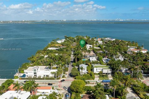Terreno en venta en Miami Beach, Florida № 1698606 - foto 17
