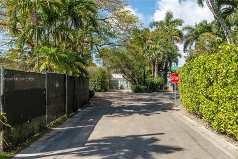 Terreno en venta en Miami Beach, Florida № 1698606 - foto 26