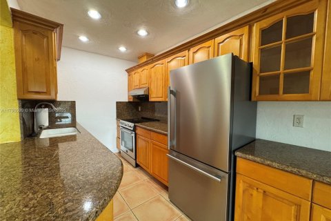Copropriété à vendre à Hollywood, Floride: 1 chambre, 55.74 m2 № 1674210 - photo 3