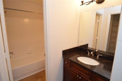 Copropriété à louer à Saint Petersburg, Floride: 1 chambre, 61.78 m2 № 2157662 - photo 27