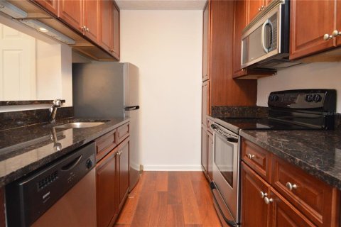 Copropriété à louer à Saint Petersburg, Floride: 1 chambre, 61.78 m2 № 2157662 - photo 8