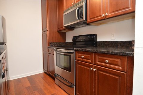 Copropriété à louer à Saint Petersburg, Floride: 1 chambre, 61.78 m2 № 2157662 - photo 9