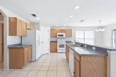 Casa en venta en Fish Hawk, Florida, 4 dormitorios, 168.8 m2 № 1880973 - foto 13