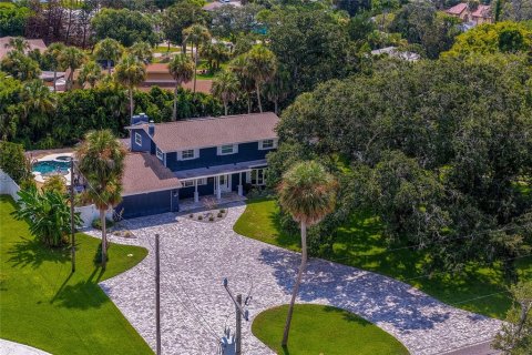 Casa en Ormond Beach, Florida 5 dormitorios, 289.11 m2 № 2386715