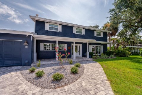 Casa en venta en Ormond Beach, Florida, 5 dormitorios, 289.11 m2 № 2386715 - foto 6