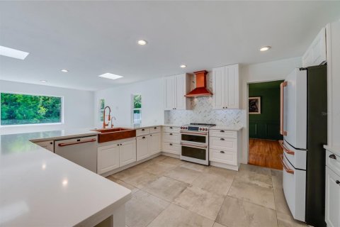 Casa en venta en Ormond Beach, Florida, 5 dormitorios, 289.11 m2 № 2386715 - foto 19