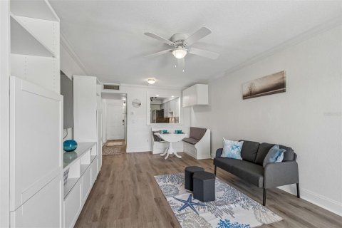 Condominio en venta en Saint Petersburg, Florida, 3 dormitorios, 105.91 m2 № 2195805 - foto 15